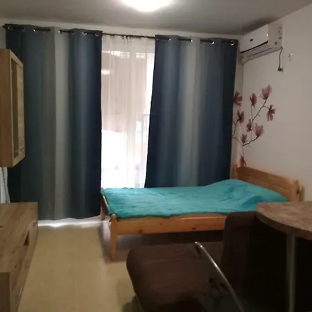 Victoria פומורי